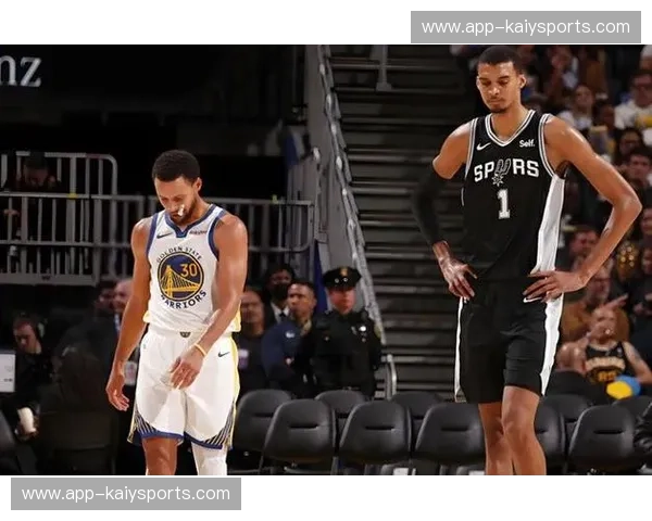 天赋的奇点与王座的守卫：当文班亚马遇见恩比德，马刺与76人的史诗博弈