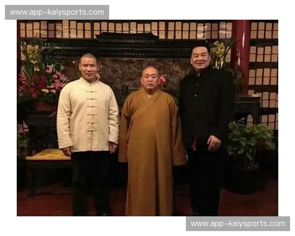 智慧与武道的巅峰对决：马库斯与释延孜，一场跨越东西方的思想碰撞